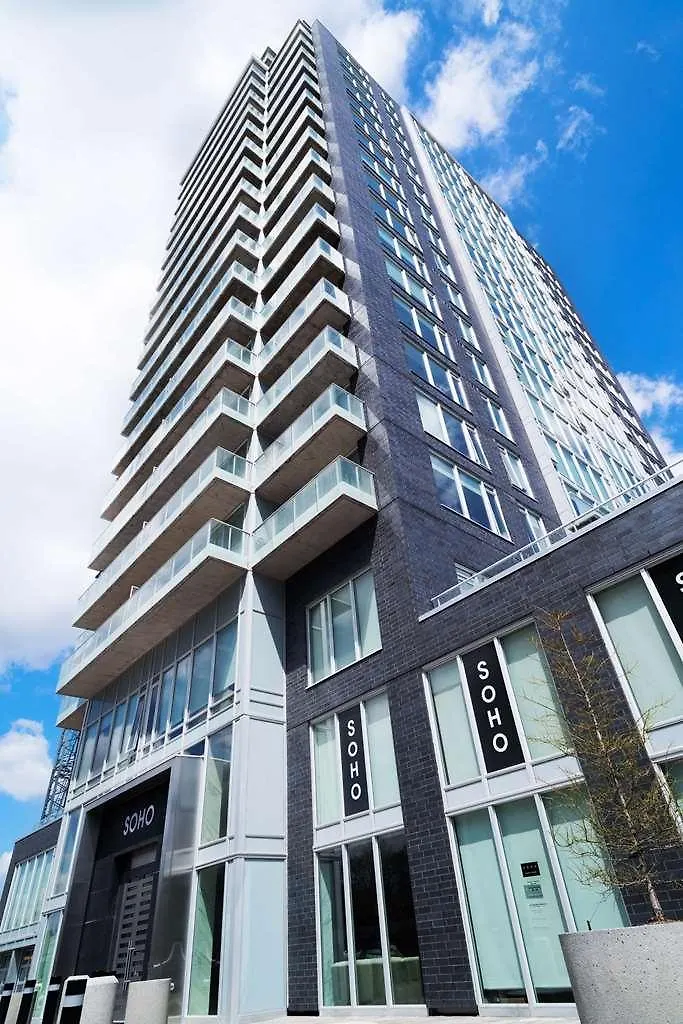 **** Aparthotel Soho Residences Champagne Canada